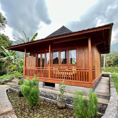 Manigelang Villa Мундук Екстер'єр фото